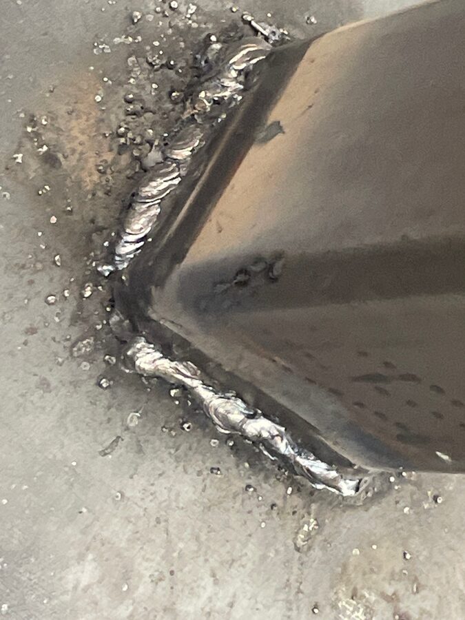 Corner weld