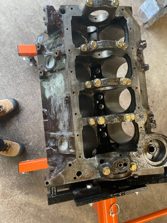 Table leg weld